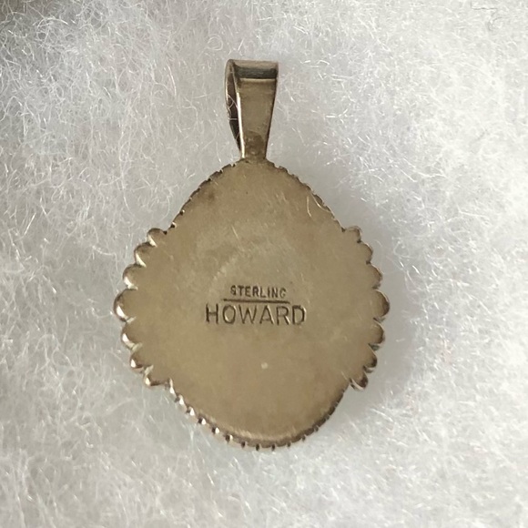 Signed Navajo turquoise and Sterling pendant - Picture 8 of 14